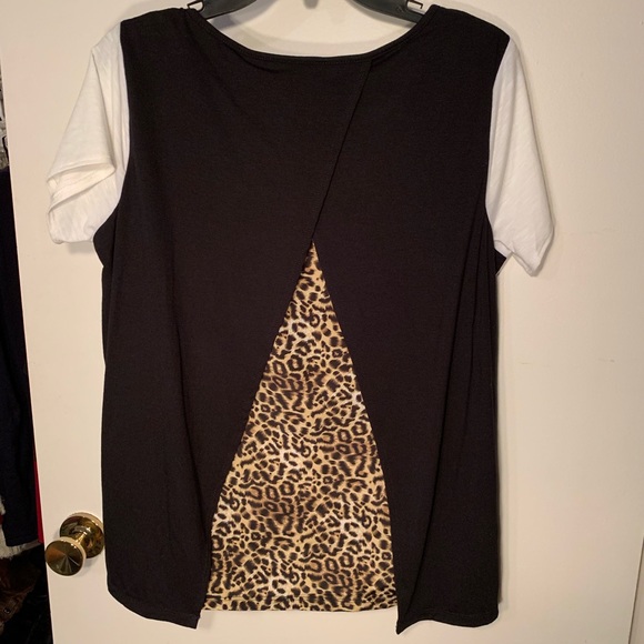 Fun shoe theme blouse - Picture 2 of 3